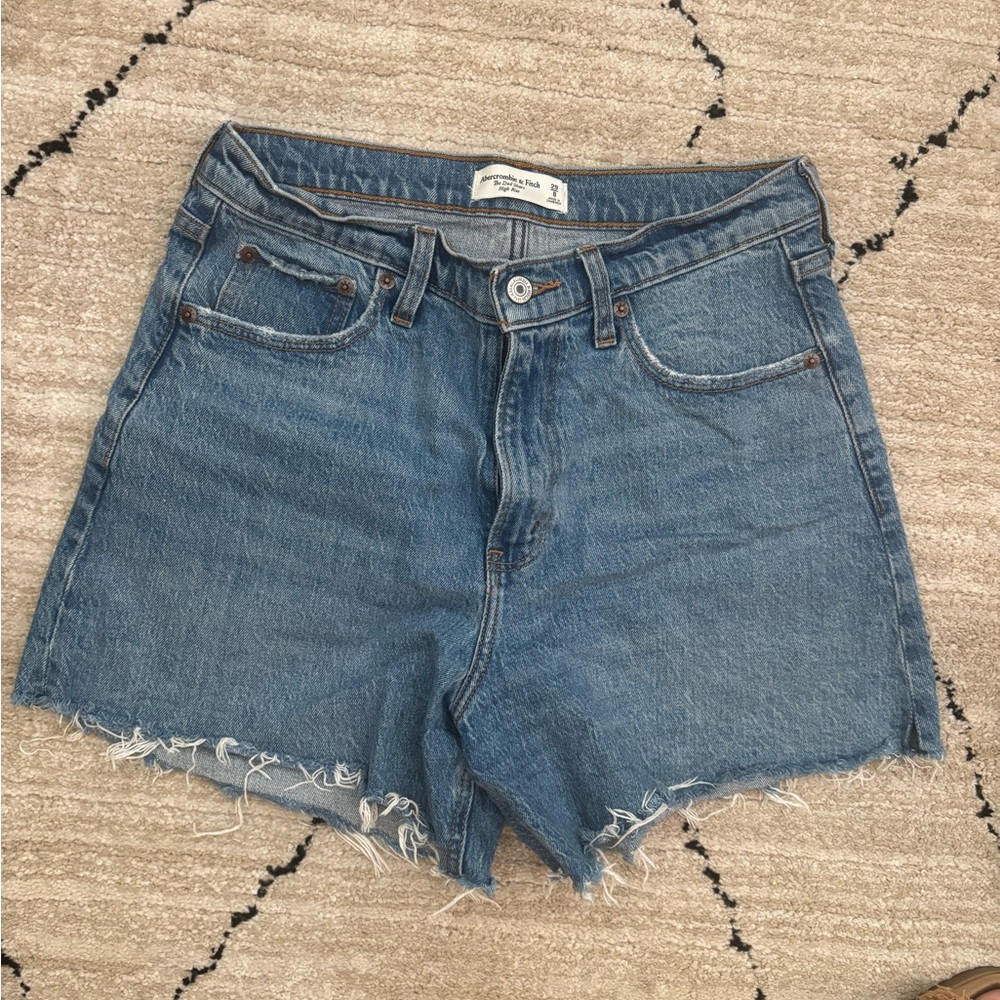 Abercrombie High Rise Dad Short